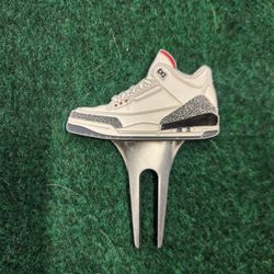 ⛳️ Gold Divot Tool AJ3 Retro Jordan 3