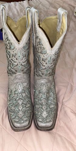 Corral cowboy boots