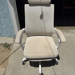Computer Chair With Footrest