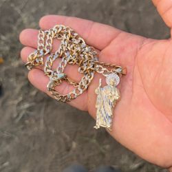 24 Inch 14k 6 mm gold chain with pendant 26 Grams 