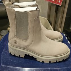 Women's TIMBERLAND 8.5 BOOTS