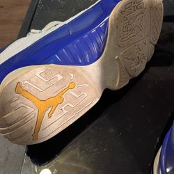 KOBE BRYANT  P E WHITE CONCORD-TOUR YELLOW SIZE 12