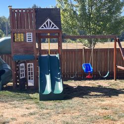 Costco Playset For In Buckley Wa