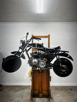 STELTH BLACK TRAILMASTER (CLEAN) CADILLAC OF MINI BIKES !