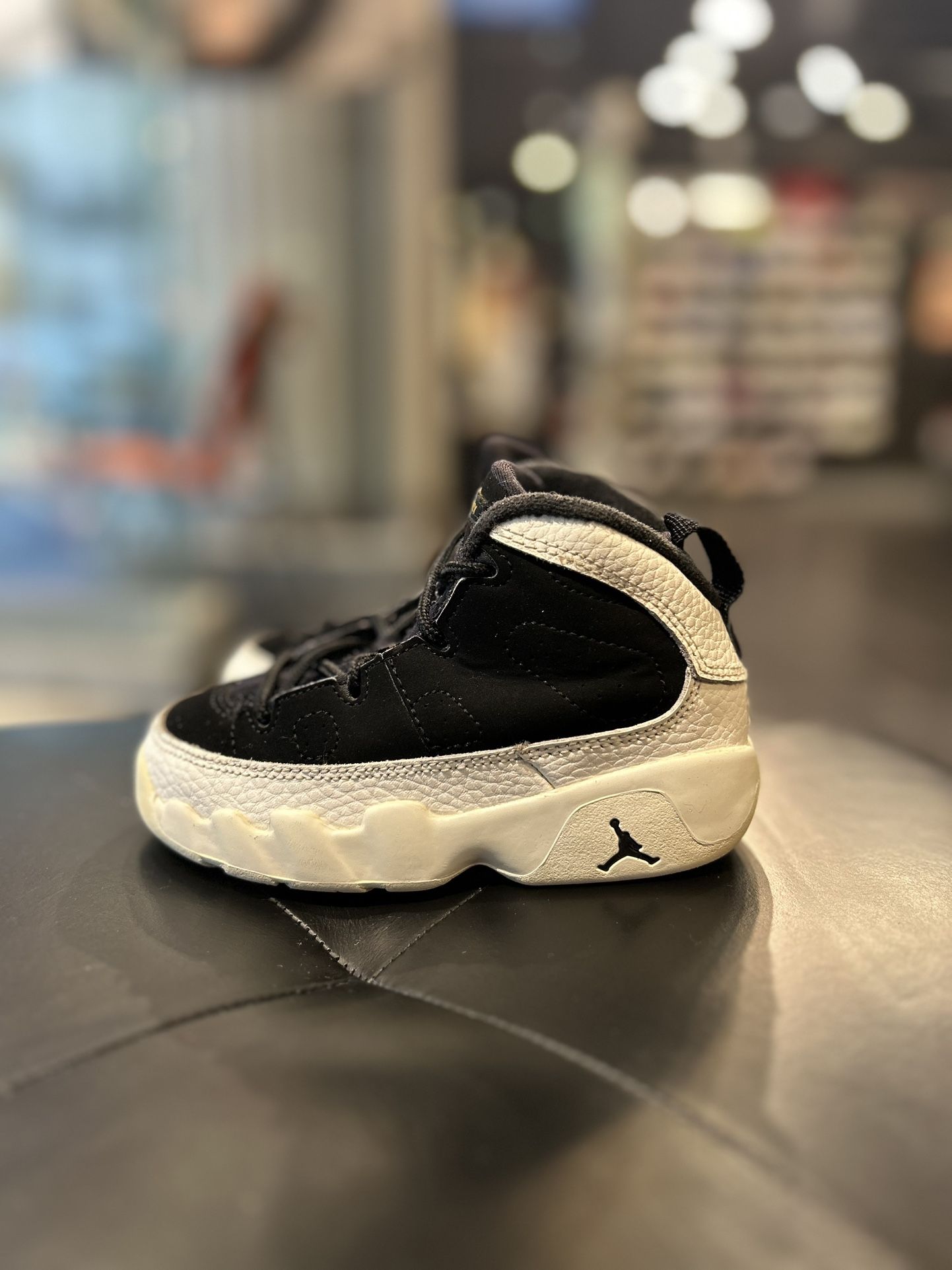 Air Jordan 9 Size 8C Kids