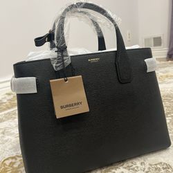 Authentic Burberry Women Bag Brand New!! Never Used!  
