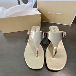 Michael Kors Lucinda Metallic Leather Thong Kitten Heel (GOLD) Size 7
