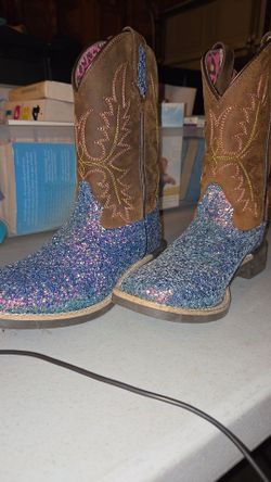 Girls cowgirl boots