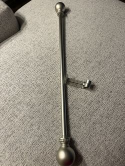 Decorative Metallic Curtain Rod with Finials - Silver