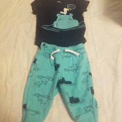 Baby clothes 
