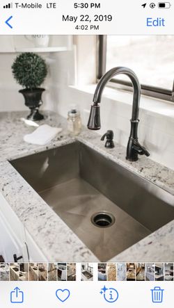 Granite Countertops // Granito 