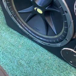 50$ 10” Kicker And Amp 
