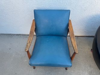Mid Century modern chair