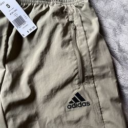 Aeroready Adidas Shorts (olive - small)