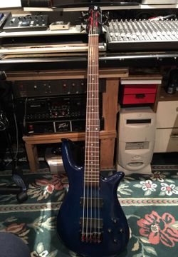 SSD 5 string bass guitar
