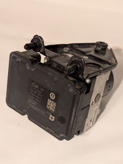VW Beetle ABS Module 5C0907379C (OEM)