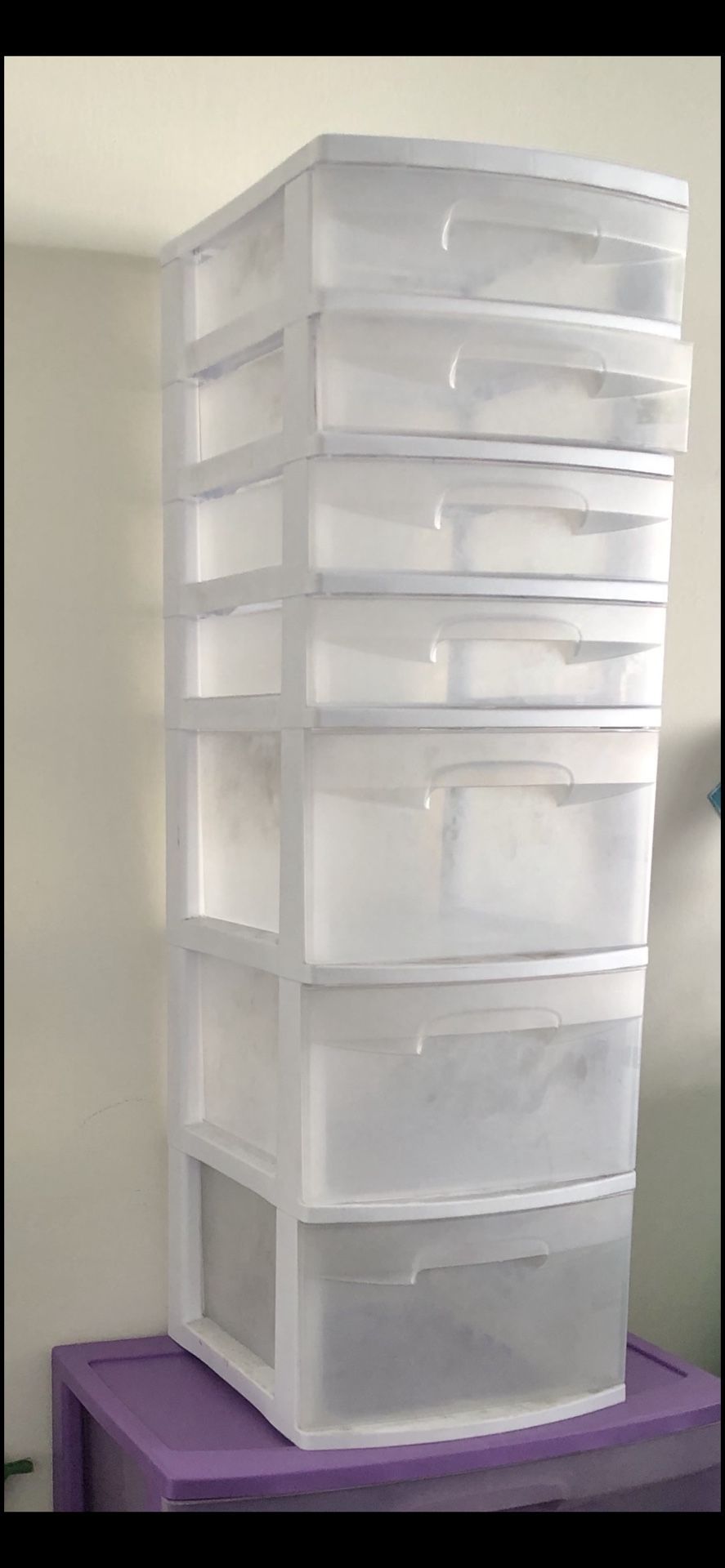 7 drawer, plastic in white
