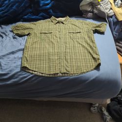REI Mens XL Short sleeve Button Up 