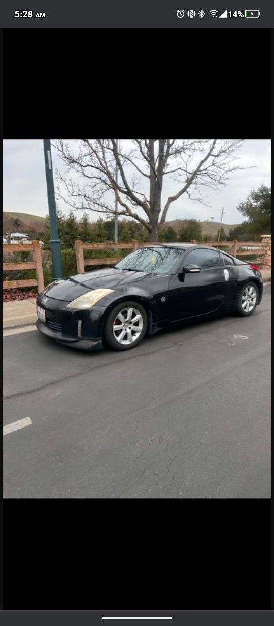 2004 Nissan 350z