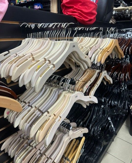 Ganchos De Madera On Sale Now 