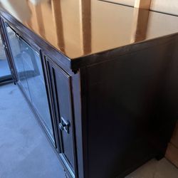 TV Stand/ Entertainment 