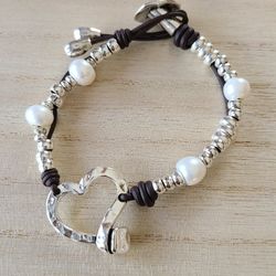 Hammered Heart Bracelet - Uno De 50 STYLE