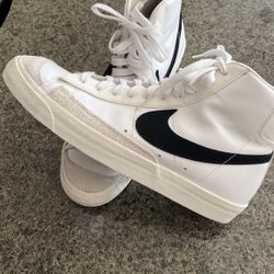 Nike Blazer Mid 77 Vintage