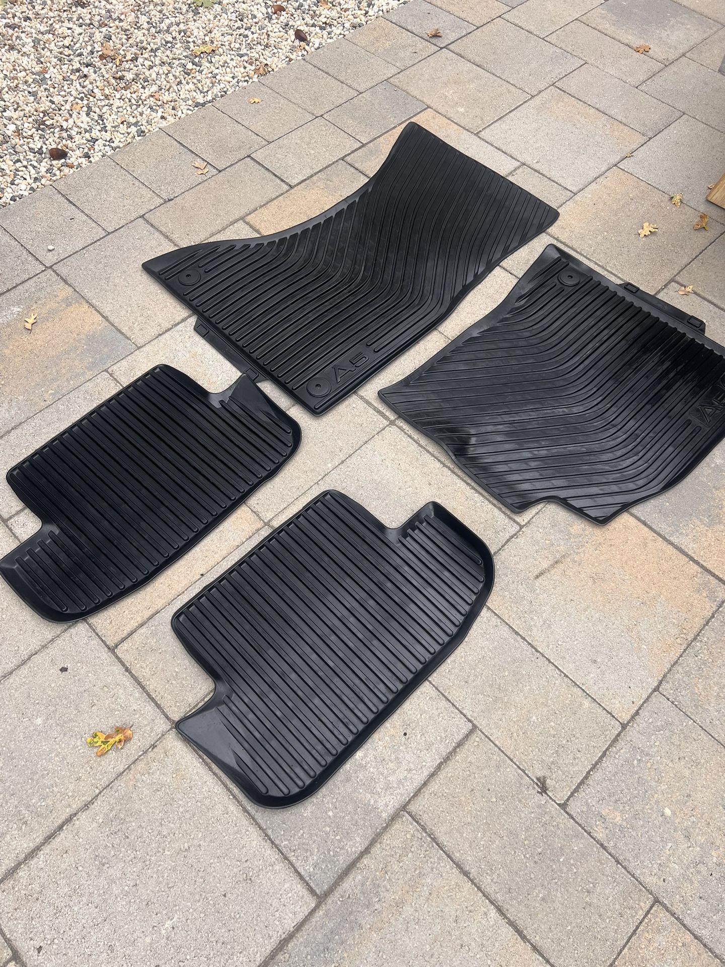 Genuine Audi A5 2013 All Weather Floor Mats Black Rubber Liners Set Of 4 Mats