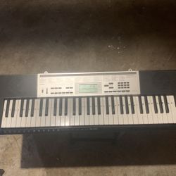 Casio Keyboard 