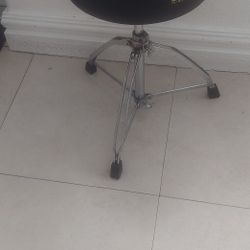 Drum Throne 