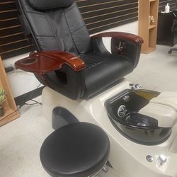 Nail Salon Pedicure Chair - Like New!