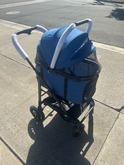 Brand new luxury pet stroller foldable for $90