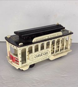 Vintage San Francisco Cable Car Model Powell & Hyde Sts Municipal Railway No. 39