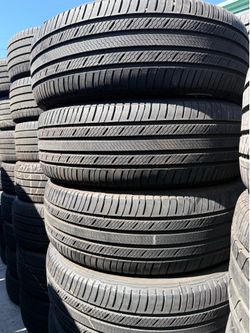 235/55r20 Michelin  tires en excelentes condiciones de vida las 4
