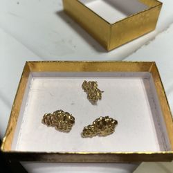 10k Nugget Earrings 