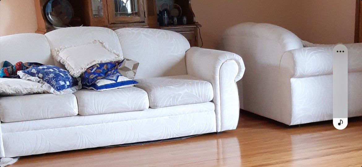 Couch / Sofa, White, 3 Cushion