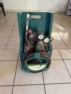 Torch Set- Moving Sale, Everything Must Go!!