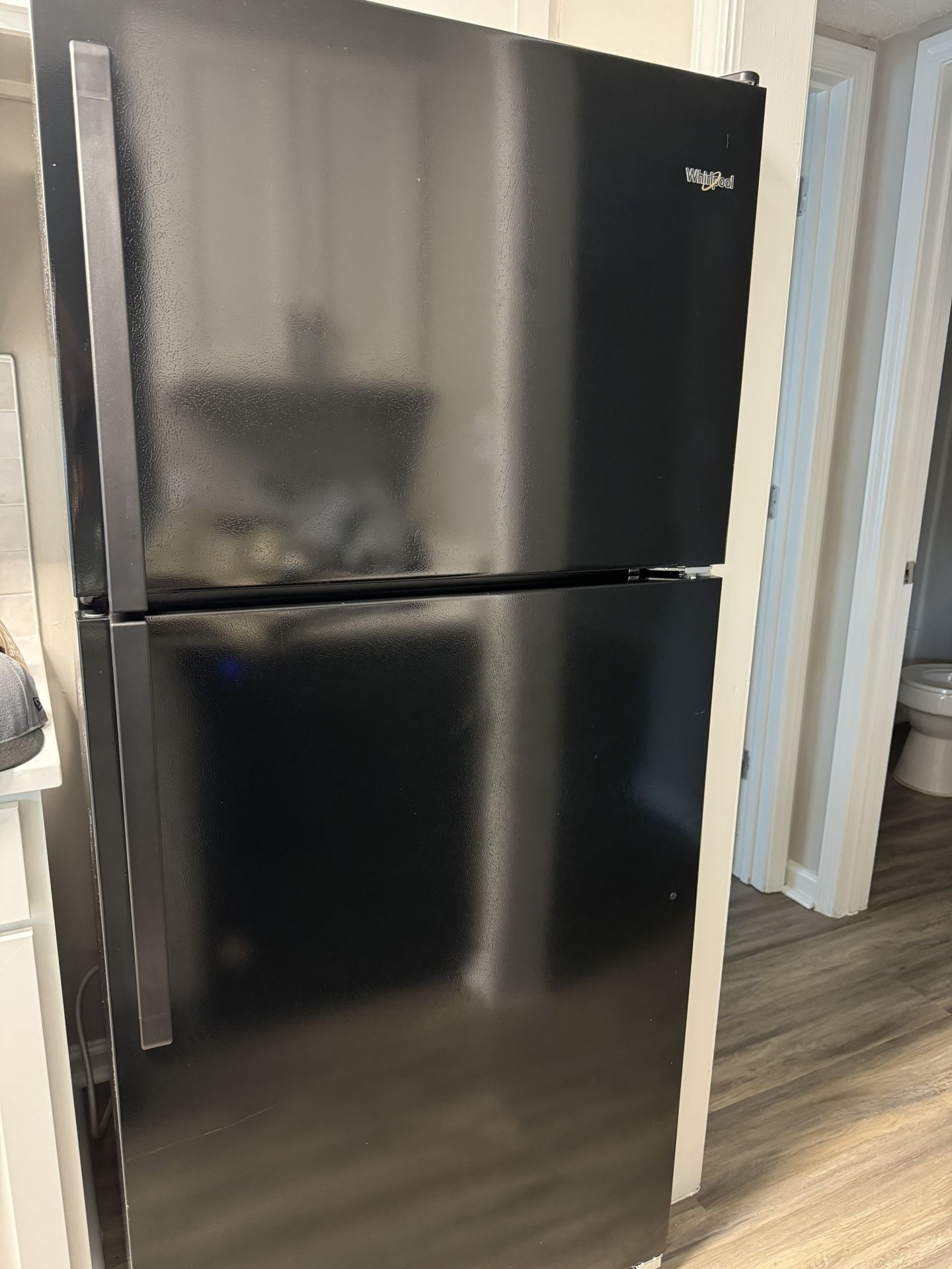 Whirlpool Refrigerator With Ice Maker