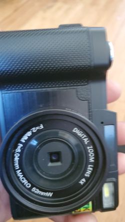 Digital camera