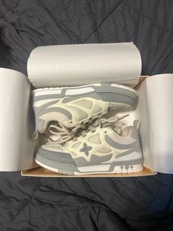 Louis Vuitton Skates white and grey color, way, Size 10.5