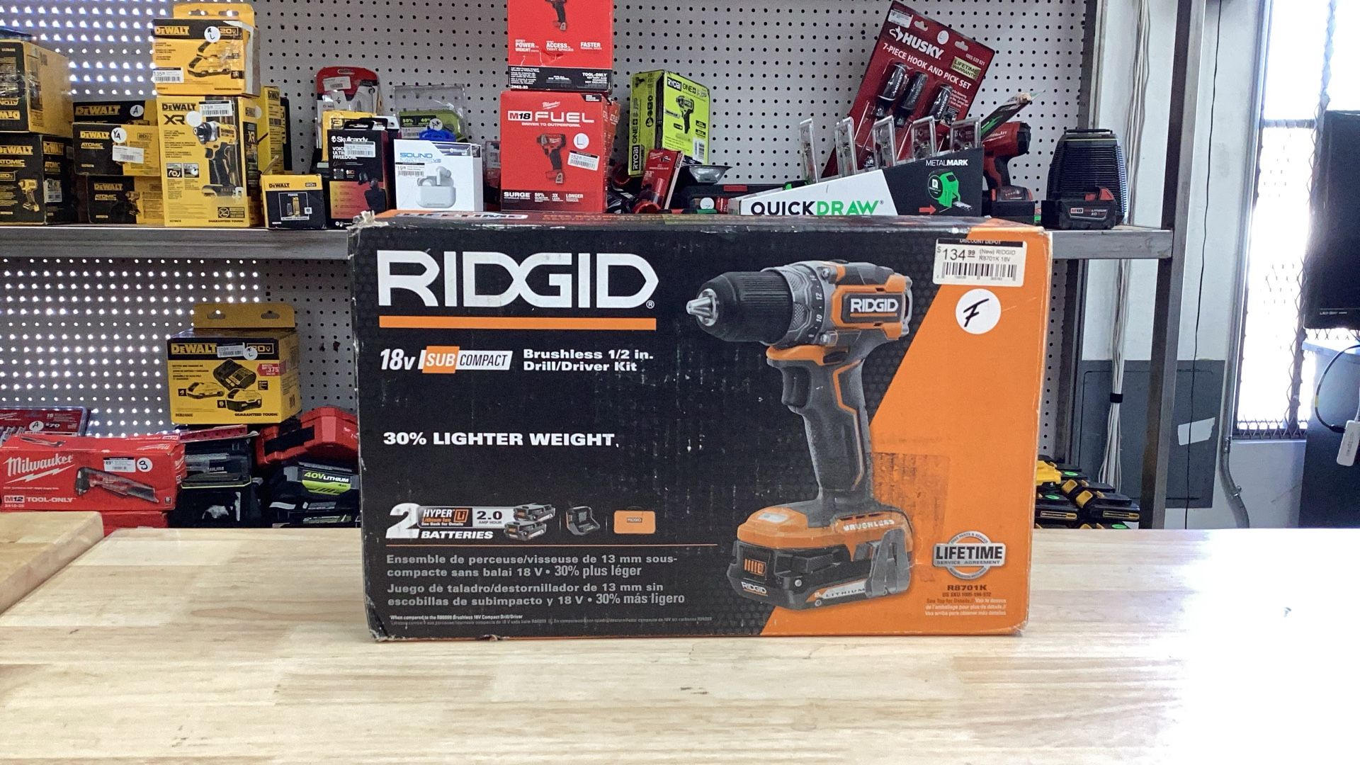 RIDGID R8701K 18V Brushless SubCompact Cordless 1/2 in. Drill Driver Kit with (2) 2.0 Ah Battery, Charger and Bag