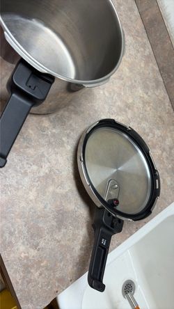 Pressure cooker