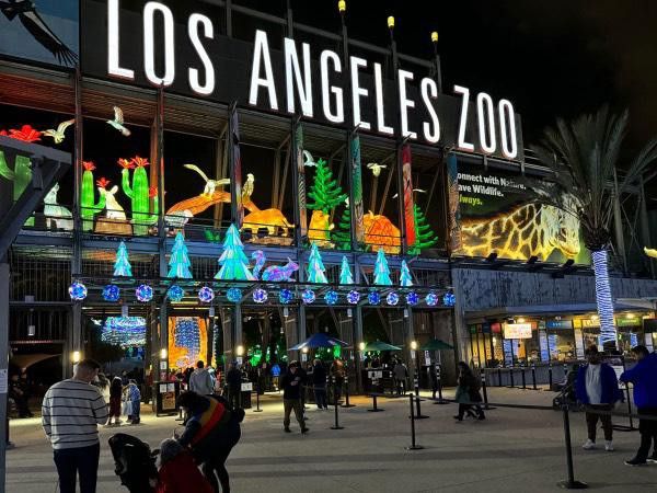 La Zoo Lights Tickets