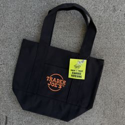 Trader Joe’s Halloween Trick-or-treat Mini Tote Bag