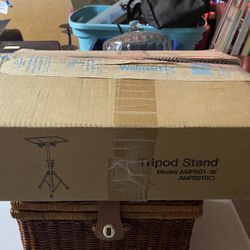 TRIPOD STAND, FOLDABLE LAPTOP TRIPOD, MULTIFUNCTIONAL DJ RACKS/PROJECTOR 