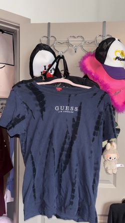Guess Tshirt