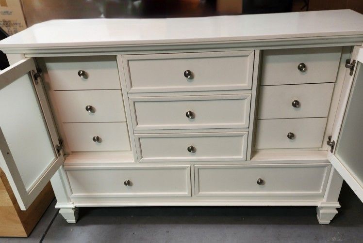 Solid Wood Dresser