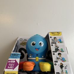 Go Opus Go 4-in-1 Crawl and Chase pal