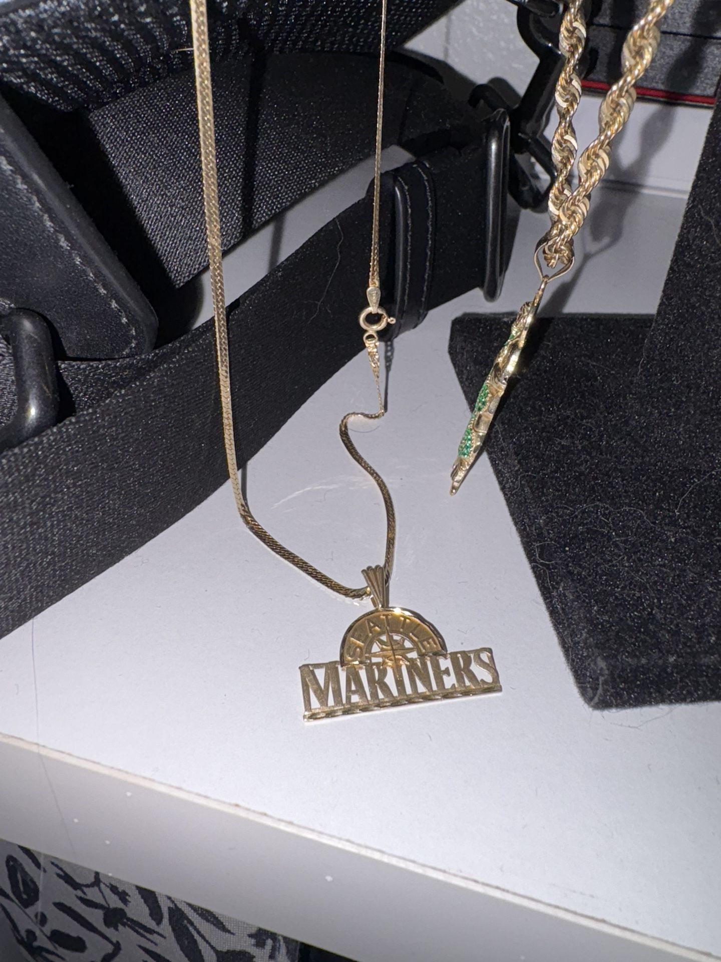 14k Solid Gold Mariners Chain