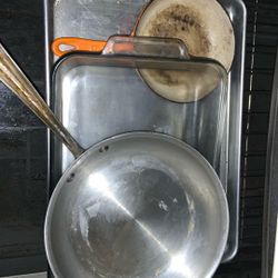 All Clad La Crustette Cooking Skillet + 2 Baking Dishes & Pyrex  - Thrown Away In A Few Days